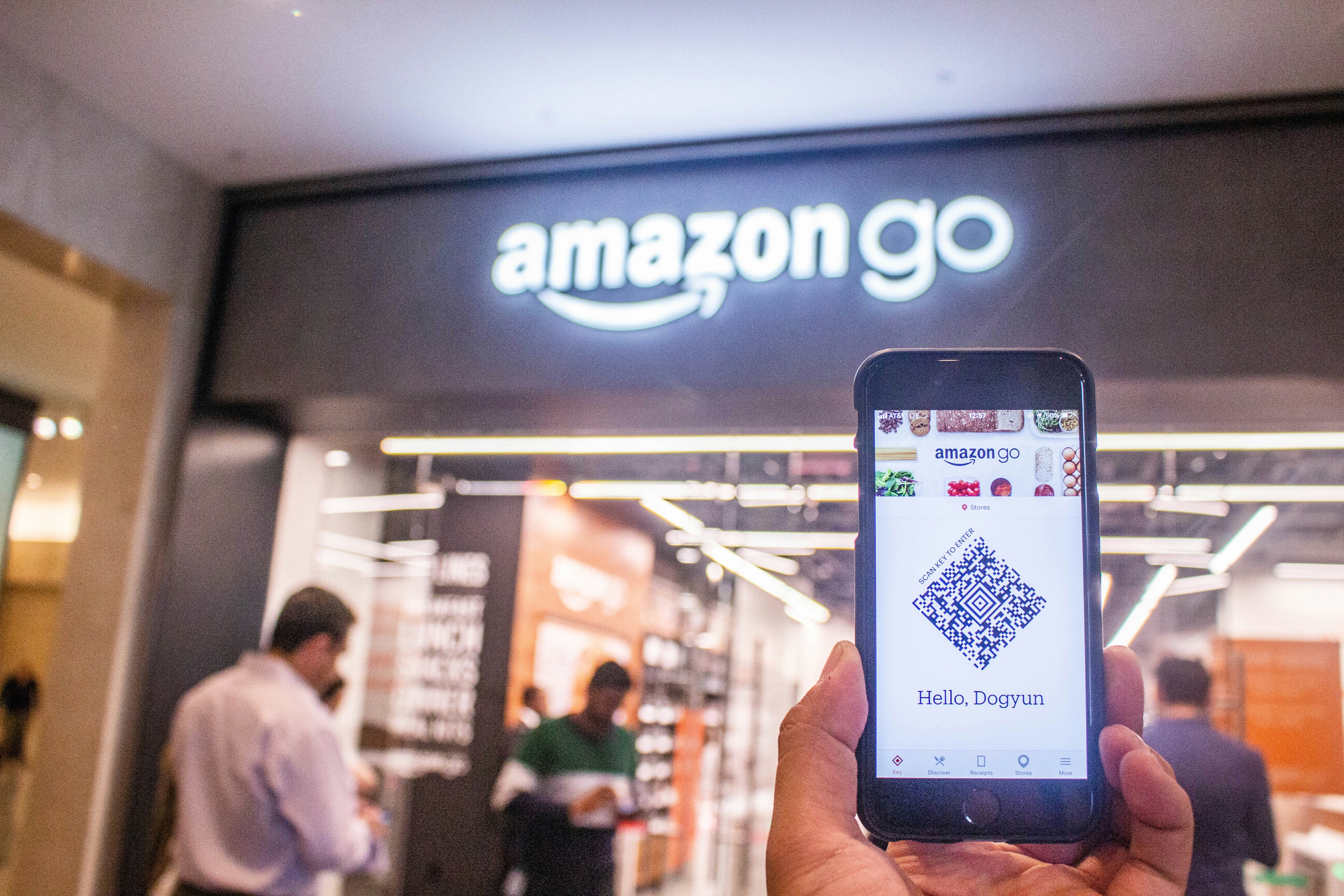Fleet GPS tracking success stories: Amazon